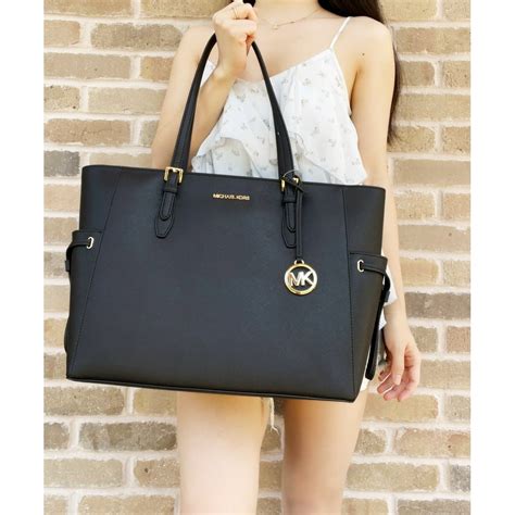 michael kors large jet set travel tote|Michael Kors saffiano tote bag.